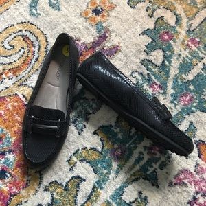 Black Aerosoles Driving Shoe